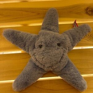 Douglas Essie the sea star